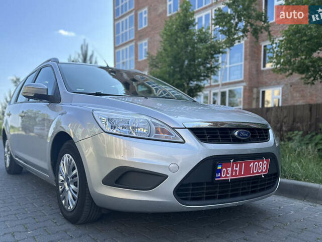 Форд Фокус 2009 у Хмельницькому на Automoto.ua Сірий Форд Фокус, об'ємом двигуна 1.6 л та пробігом 243 тис. км за 5499 $, фото 14 на Automoto.ua