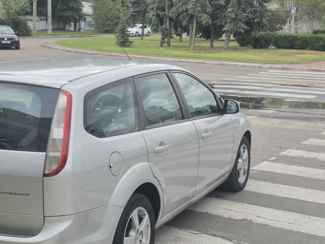 Серый Форд Фокус, объемом двигателя 0 л и пробегом 157 тыс. км за 4999 $, фото 3 на Automoto.ua