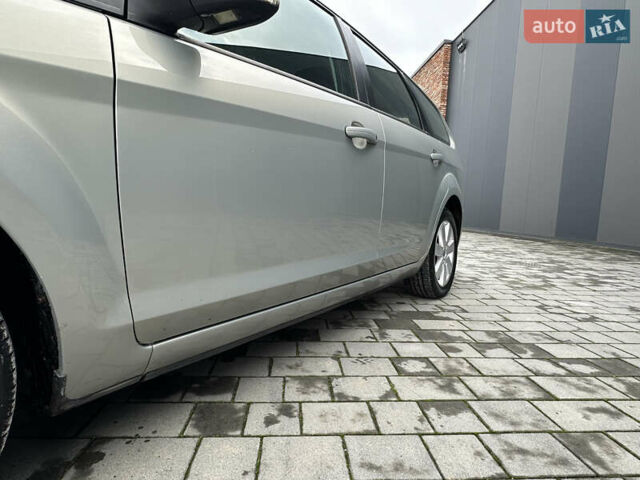 Сірий Форд Фокус, об'ємом двигуна 1.6 л та пробігом 258 тис. км за 5700 $, фото 17 на Automoto.ua