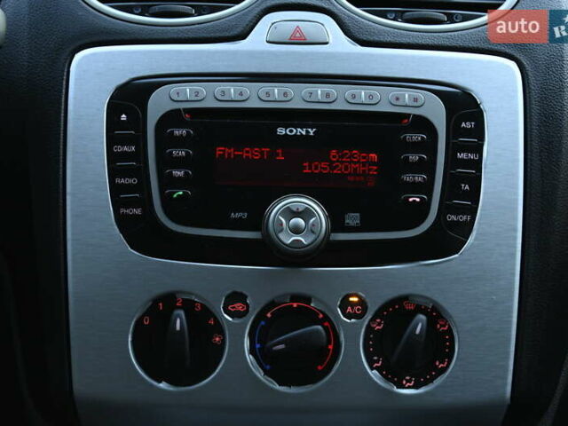 Форд Фокус 2009 в Бердичеве на Automoto.ua Серый Форд Фокус, объемом двигателя 1.6 л и пробегом 306 тыс. км за 4900 $, фото 26 на Automoto.ua