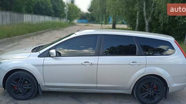 Сірий Форд Фокус, об'ємом двигуна 1.6 л та пробігом 290 тис. км за 5500 $, фото 5 на Automoto.ua