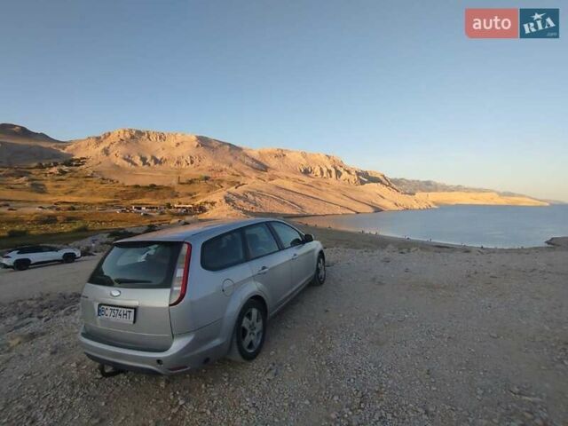 Форд Фокус 2009 у Львові на Automoto.ua Сірий Форд Фокус, об'ємом двигуна 1.6 л та пробігом 280 тис. км за 5000 $, фото 1 на Automoto.ua