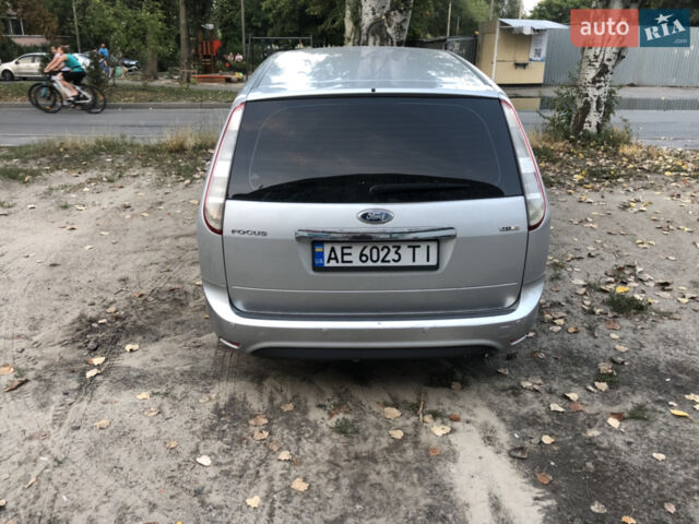 Серый Форд Фокус, объемом двигателя 2 л и пробегом 301 тыс. км за 5700 $, фото 4 на Automoto.ua