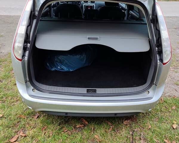 Форд Фокус 2009 у Белой Церкве на Automoto.ua Сірий Форд Фокус, об'ємом двигуна 1.8 л та пробігом 195 тис. км за 5699 $, фото 19 на Automoto.ua