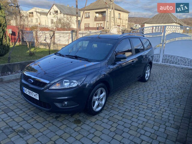 Серый Форд Фокус, объемом двигателя 1.8 л и пробегом 287 тыс. км за 5200 $, фото 3 на Automoto.ua