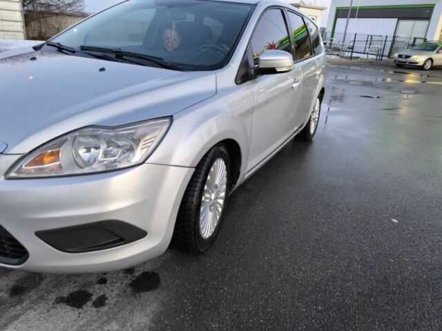 Сірий Форд Фокус, об'ємом двигуна 1.6 л та пробігом 315 тис. км за 4500 $, фото 6 на Automoto.ua