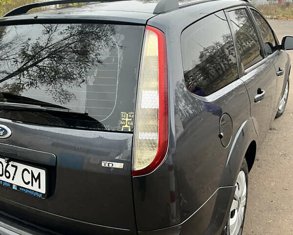Серый Форд Фокус, объемом двигателя 1.56 л и пробегом 310 тыс. км за 6200 $, фото 8 на Automoto.ua