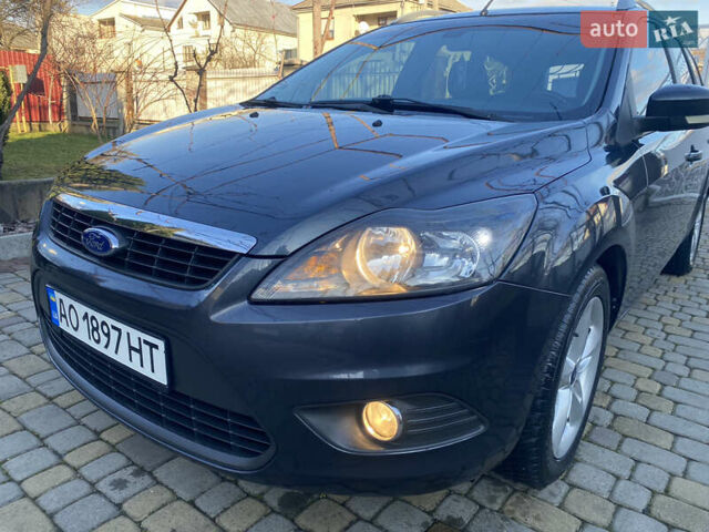 Серый Форд Фокус, объемом двигателя 1.8 л и пробегом 287 тыс. км за 5200 $, фото 4 на Automoto.ua