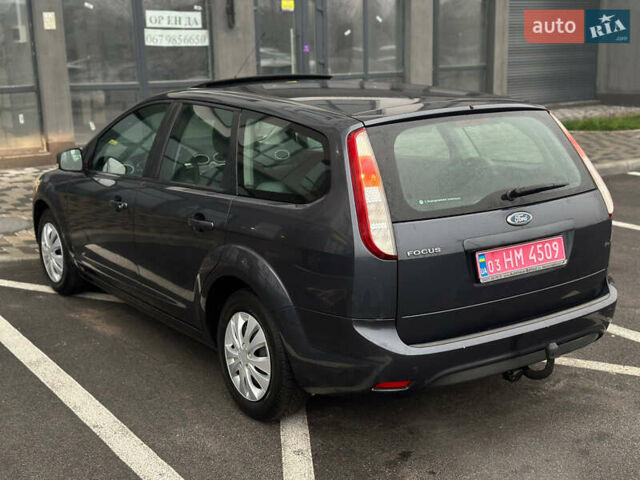 Серый Форд Фокус, объемом двигателя 0 л и пробегом 203 тыс. км за 5900 $, фото 4 на Automoto.ua