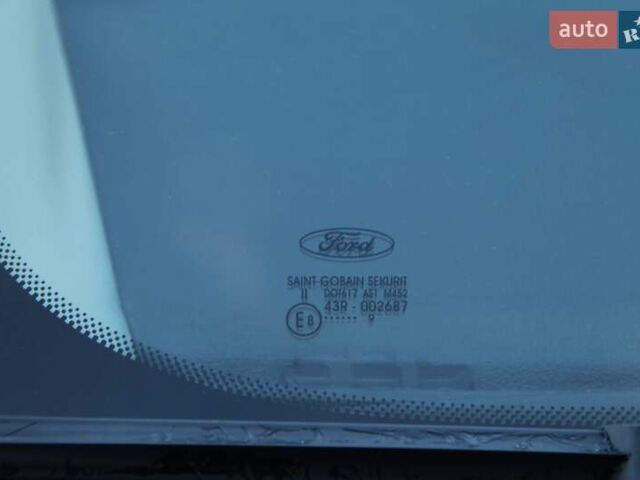 Сірий Форд Фокус, об'ємом двигуна 1.6 л та пробігом 251 тис. км за 3950 $, фото 18 на Automoto.ua