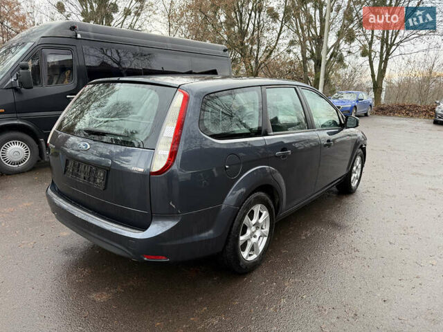 Серый Форд Фокус, объемом двигателя 1.6 л и пробегом 224 тыс. км за 4200 $, фото 3 на Automoto.ua