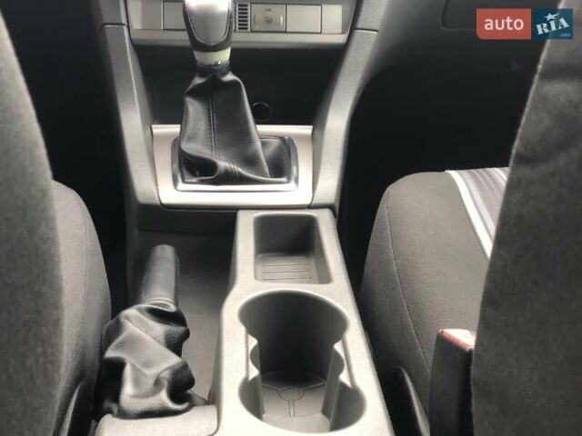 Серый Форд Фокус, объемом двигателя 1.6 л и пробегом 200 тыс. км за 4999 $, фото 5 на Automoto.ua