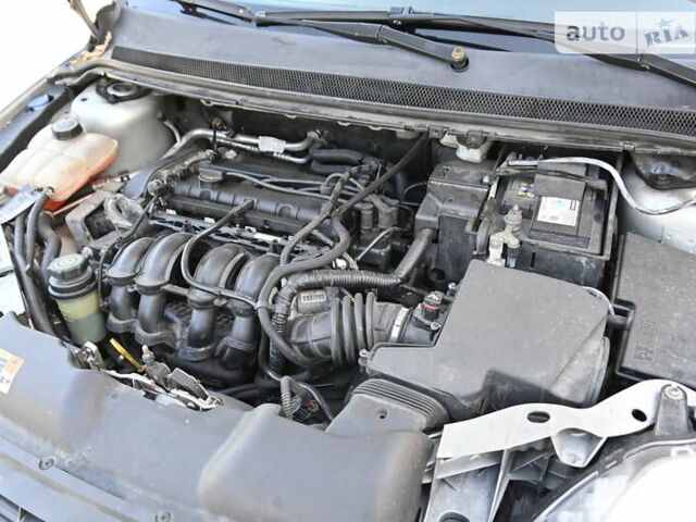 Серый Форд Фокус, объемом двигателя 1.6 л и пробегом 306 тыс. км за 6000 $, фото 19 на Automoto.ua