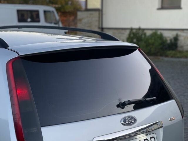 Серый Форд Фокус, объемом двигателя 1.6 л и пробегом 243 тыс. км за 4650 $, фото 6 на Automoto.ua