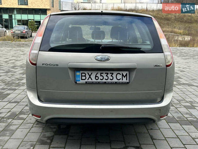 Сірий Форд Фокус, об'ємом двигуна 1.6 л та пробігом 258 тис. км за 5700 $, фото 8 на Automoto.ua