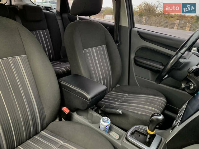 Сірий Форд Фокус, об'ємом двигуна 2 л та пробігом 211 тис. км за 6400 $, фото 12 на Automoto.ua