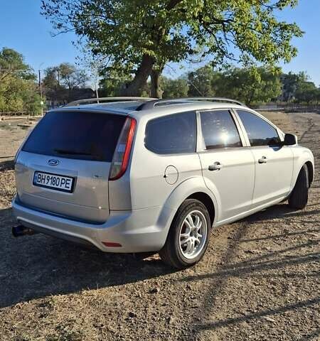 Серый Форд Фокус, объемом двигателя 1.56 л и пробегом 272 тыс. км за 5800 $, фото 5 на Automoto.ua