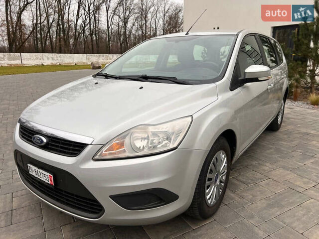 Серый Форд Фокус, объемом двигателя 1.6 л и пробегом 227 тыс. км за 5898 $, фото 7 на Automoto.ua