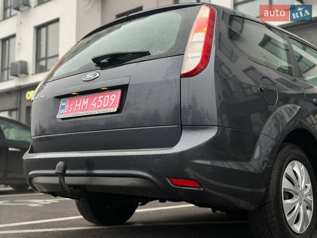 Серый Форд Фокус, объемом двигателя 0 л и пробегом 203 тыс. км за 5900 $, фото 5 на Automoto.ua