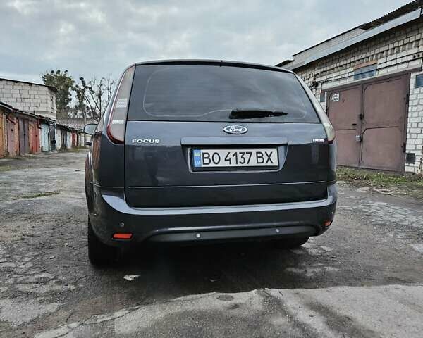 Серый Форд Фокус, объемом двигателя 1.56 л и пробегом 233 тыс. км за 5100 $, фото 3 на Automoto.ua