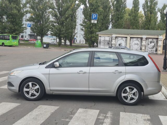 Форд Фокус 2009 у Черкасах на Automoto.ua Сірий Форд Фокус, об'ємом двигуна 0 л та пробігом 157 тис. км за 5999 $, фото 1 на Automoto.ua