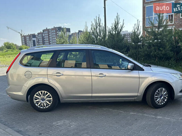 Форд Фокус 2009 у Хмельницькому на Automoto.ua Сірий Форд Фокус, об'ємом двигуна 1.6 л та пробігом 243 тис. км за 5499 $, фото 6 на Automoto.ua