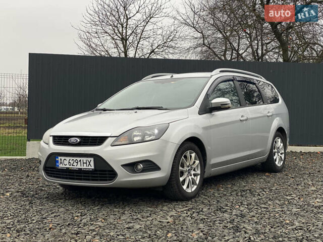 Серый Форд Фокус, объемом двигателя 1.6 л и пробегом 174 тыс. км за 4599 $, фото 1 на Automoto.ua