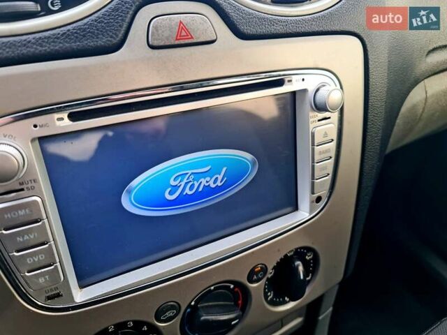 Сірий Форд Фокус, об'ємом двигуна 1.6 л та пробігом 260 тис. км за 6200 $, фото 25 на Automoto.ua
