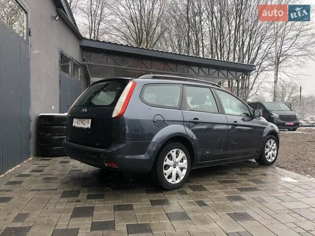 Серый Форд Фокус, объемом двигателя 1.6 л и пробегом 200 тыс. км за 4999 $, фото 10 на Automoto.ua