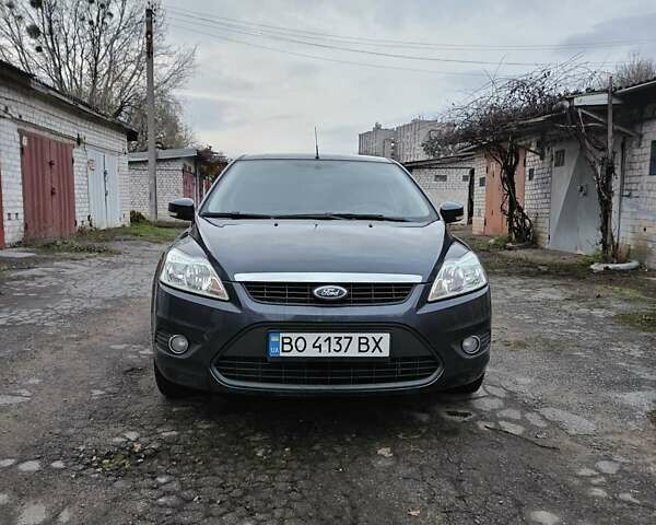 Серый Форд Фокус, объемом двигателя 1.56 л и пробегом 233 тыс. км за 5100 $, фото 7 на Automoto.ua