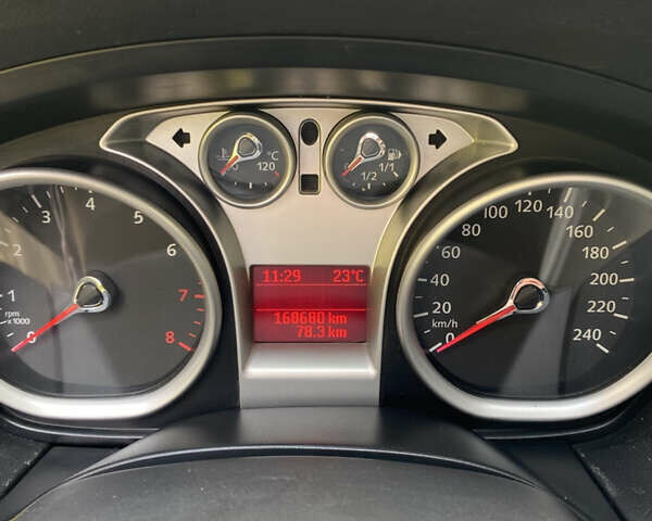 Сірий Форд Фокус, об'ємом двигуна 1.6 л та пробігом 168 тис. км за 5500 $, фото 9 на Automoto.ua