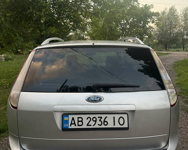 Форд Фокус 2009 у Бердичеве на Automoto.ua Сірий Форд Фокус, об'ємом двигуна 1.6 л та пробігом 260 тис. км за 5250 $, фото 3 на Automoto.ua