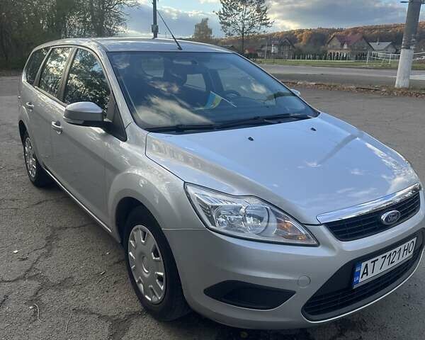 Форд Фокус 2009 в Калуше на Automoto.ua Серый Форд Фокус, объемом двигателя 1.6 л и пробегом 131 тыс. км за 6900 $, фото 35 на Automoto.ua