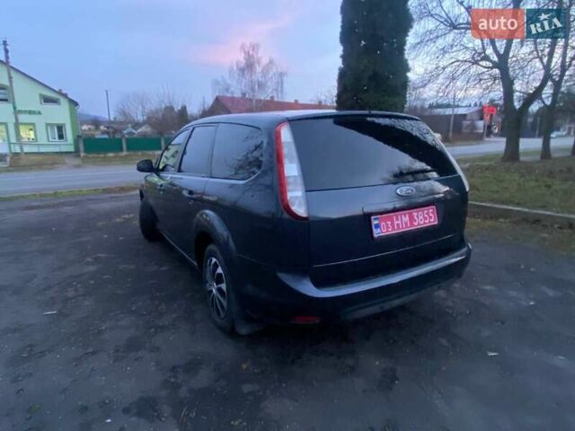 Серый Форд Фокус, объемом двигателя 1.6 л и пробегом 190 тыс. км за 5350 $, фото 7 на Automoto.ua