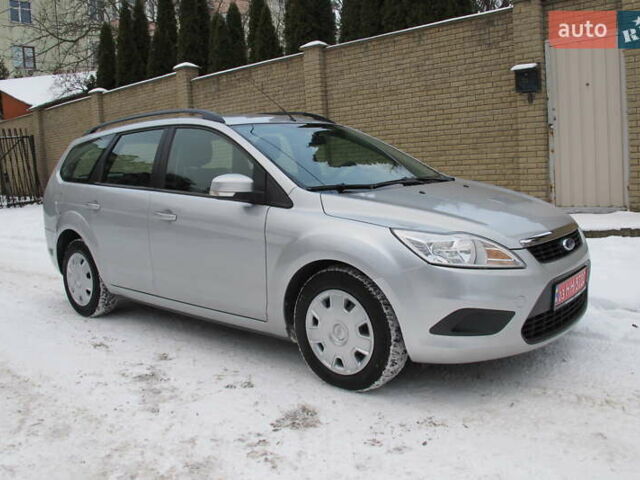 Сірий Форд Фокус, об'ємом двигуна 1.6 л та пробігом 191 тис. км за 6200 $, фото 6 на Automoto.ua