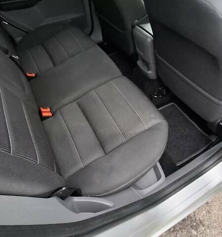 Сірий Форд Фокус, об'ємом двигуна 1.8 л та пробігом 230 тис. км за 6350 $, фото 4 на Automoto.ua