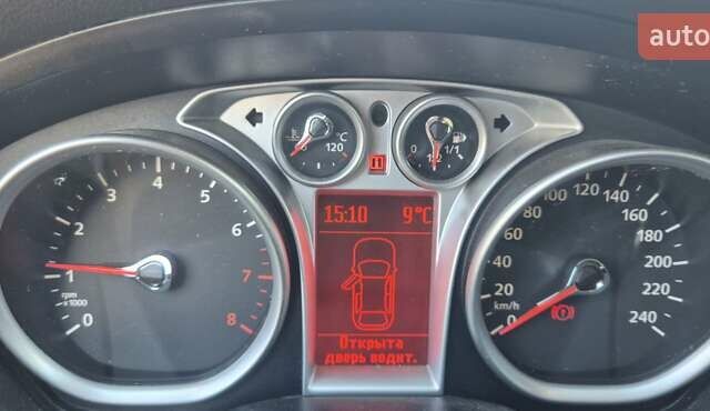 Серый Форд Фокус, объемом двигателя 1.8 л и пробегом 239 тыс. км за 5600 $, фото 8 на Automoto.ua