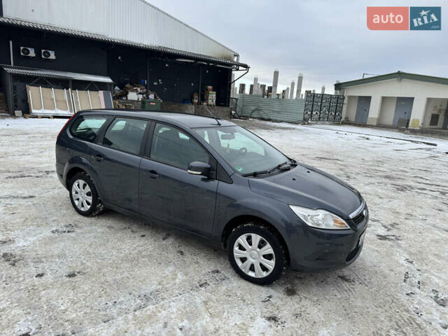 Сірий Форд Фокус, об'ємом двигуна 1.6 л та пробігом 175 тис. км за 4850 $, фото 15 на Automoto.ua