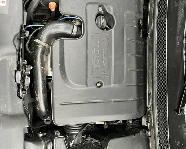 Серый Форд Фокус, объемом двигателя 1.56 л и пробегом 310 тыс. км за 6200 $, фото 21 на Automoto.ua