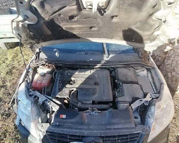 Серый Форд Фокус, объемом двигателя 1.6 л и пробегом 150 тыс. км за 2500 $, фото 7 на Automoto.ua