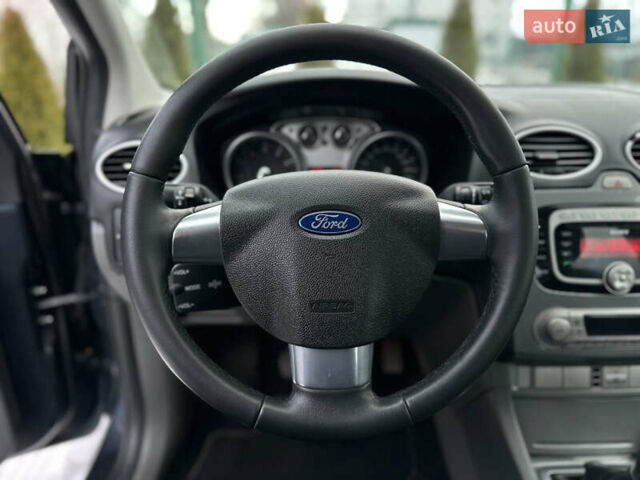 Сірий Форд Фокус, об'ємом двигуна 1.8 л та пробігом 207 тис. км за 6500 $, фото 26 на Automoto.ua