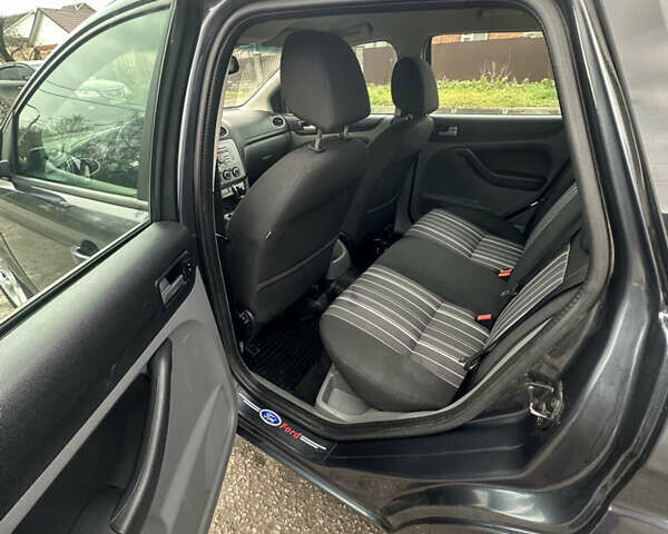 Серый Форд Фокус, объемом двигателя 2 л и пробегом 290 тыс. км за 4999 $, фото 9 на Automoto.ua