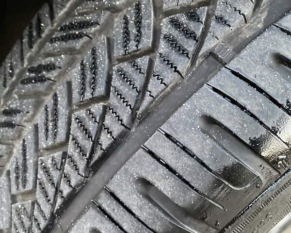 Серый Форд Фокус, объемом двигателя 1.6 л и пробегом 272 тыс. км за 5800 $, фото 32 на Automoto.ua