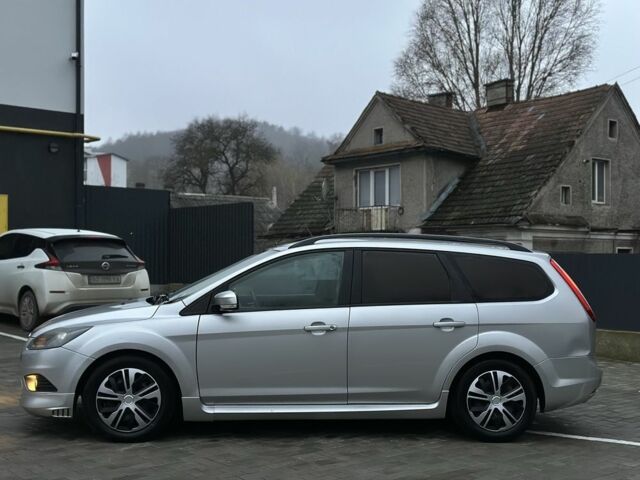 Сірий Форд Фокус, об'ємом двигуна 1.8 л та пробігом 230 тис. км за 4250 $, фото 1 на Automoto.ua