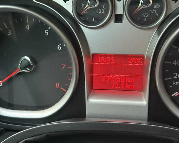 Форд Фокус 2009 у Бердичеве на Automoto.ua Сірий Форд Фокус, об'ємом двигуна 1.6 л та пробігом 260 тис. км за 5250 $, фото 10 на Automoto.ua