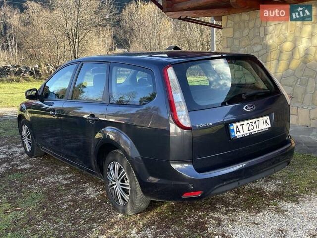 Серый Форд Фокус, объемом двигателя 1.6 л и пробегом 234 тыс. км за 5500 $, фото 9 на Automoto.ua