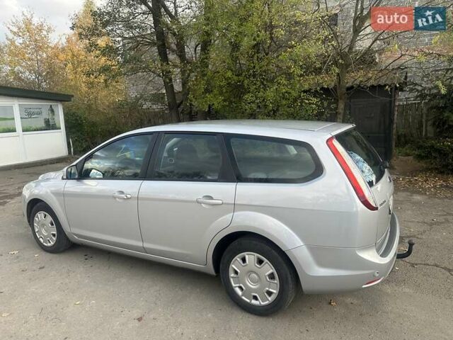 Форд Фокус 2009 в Калуше на Automoto.ua Серый Форд Фокус, объемом двигателя 1.6 л и пробегом 131 тыс. км за 6900 $, фото 4 на Automoto.ua