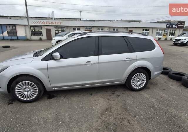 Сірий Форд Фокус, об'ємом двигуна 1.8 л та пробігом 230 тис. км за 6350 $, фото 1 на Automoto.ua