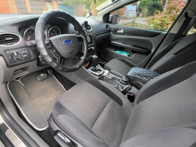 Форд Фокус 2009 у Харкові на Automoto.ua Сірий Форд Фокус, об'ємом двигуна 1.6 л та пробігом 223 тис. км за 6700 $, фото 5 на Automoto.ua