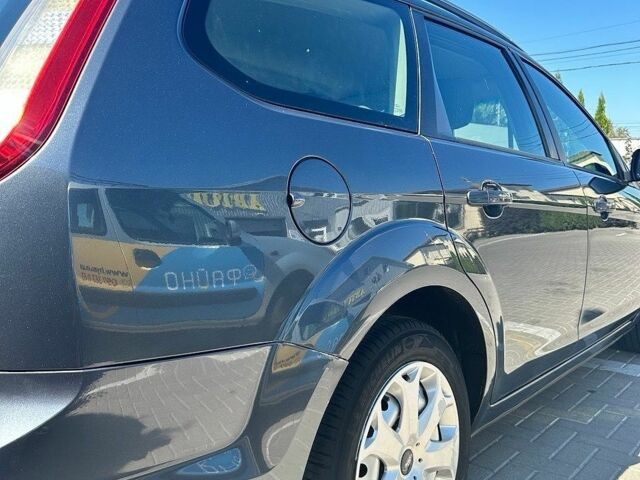 Сірий Форд Фокус, об'ємом двигуна 2 л та пробігом 177 тис. км за 5800 $, фото 21 на Automoto.ua